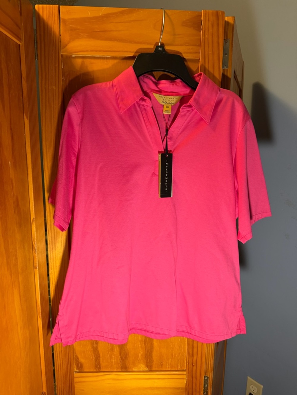 NWT Investments Gold Label Pima Cotton No Iron Shirt in Raspberry Rose | Size PM